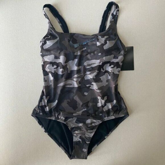 Nike NESSA326 001 Black/Gray Camo U-Back One-Piece Swimsuit - Picture 3 of 5